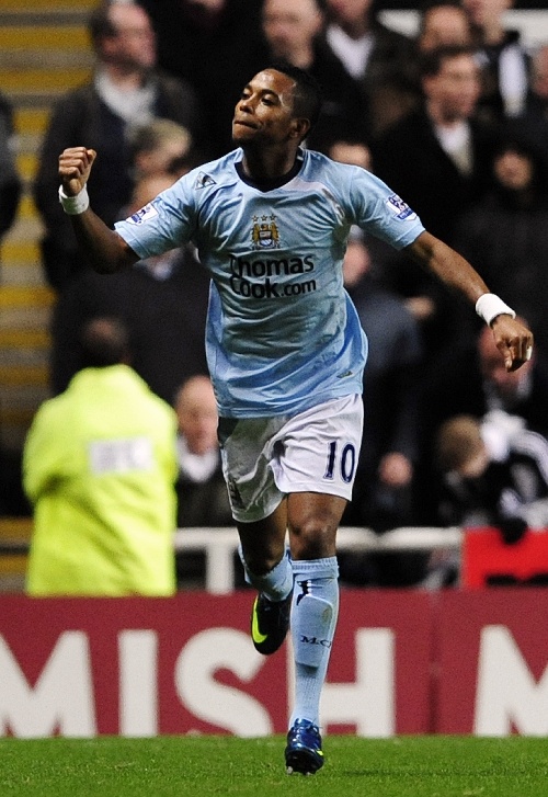 热议海港平柔佛：十分狼狈且侥幸；陈威出色全队血性