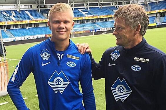 一场4-0！让意甲榜首易主：国米大胜登顶，争冠4强差3分米兰有戏