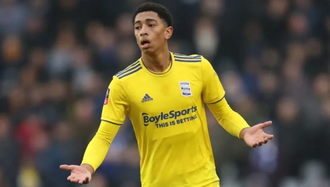 杜兰特中距离投篮稳定输出