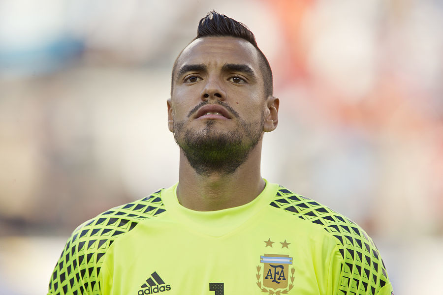 贝纳蒂亚：阿坎吉帮助我们引进了帕瓦尔，国米起初要价2000万