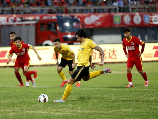 2025中超大结局：海港夺冠，亚泰、梅州降级，法比奥金靴