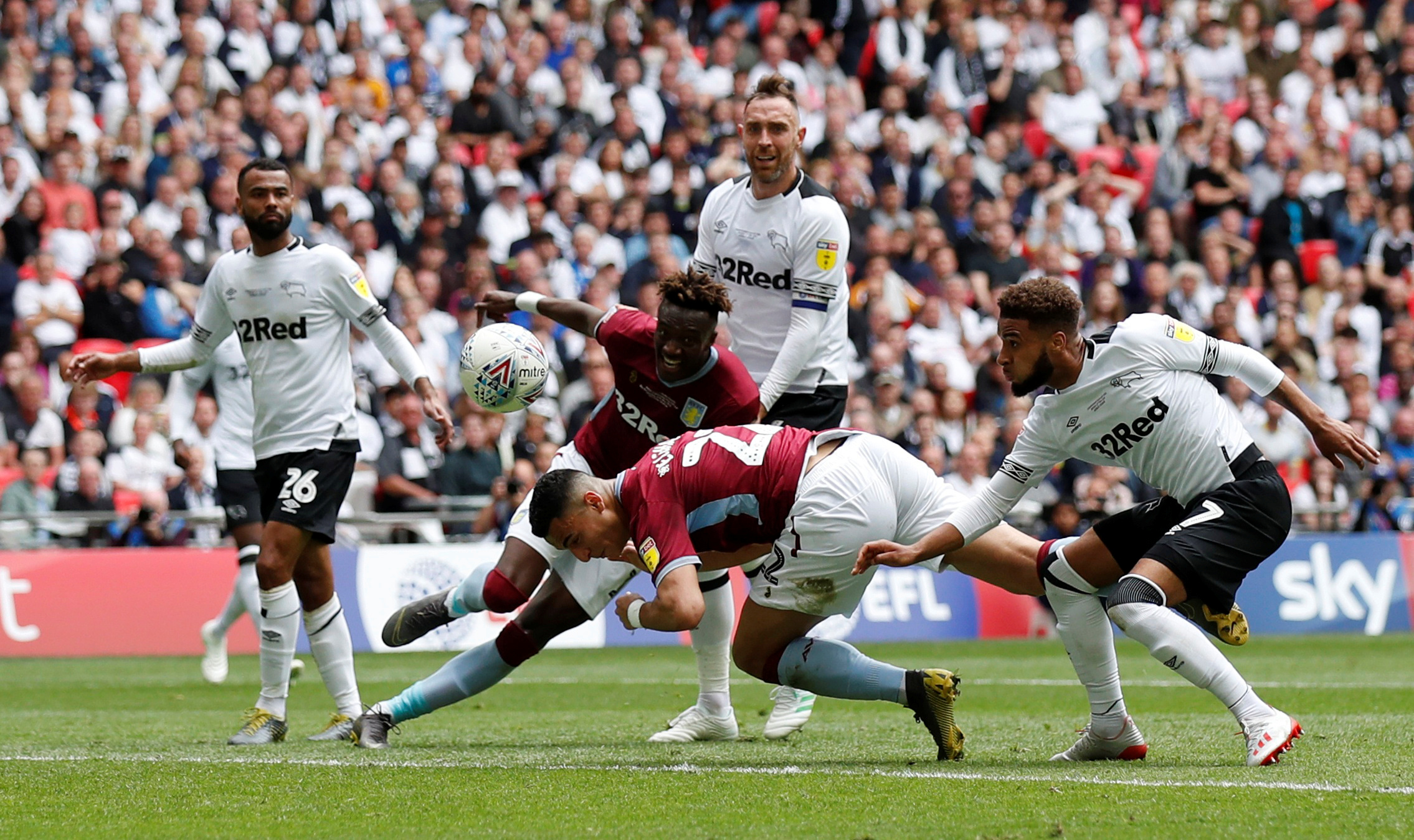如果你不看，那就👍！ Kanavi + 兄弟主宰了忍者村的屠杀， Top Esports 在第一场比赛中血洗了 Invictus Gaming
